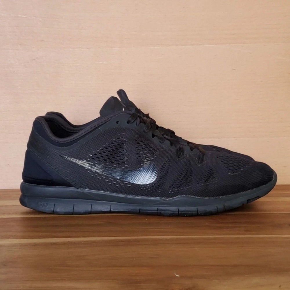 Nike Free TR Fit 5 Womens Size 9 Running Shoes
